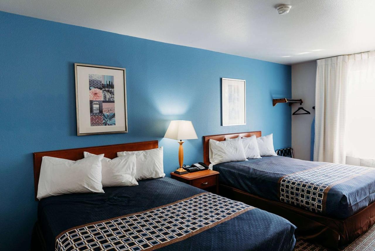 Travelodge By Wyndham Worland Exteriér fotografie